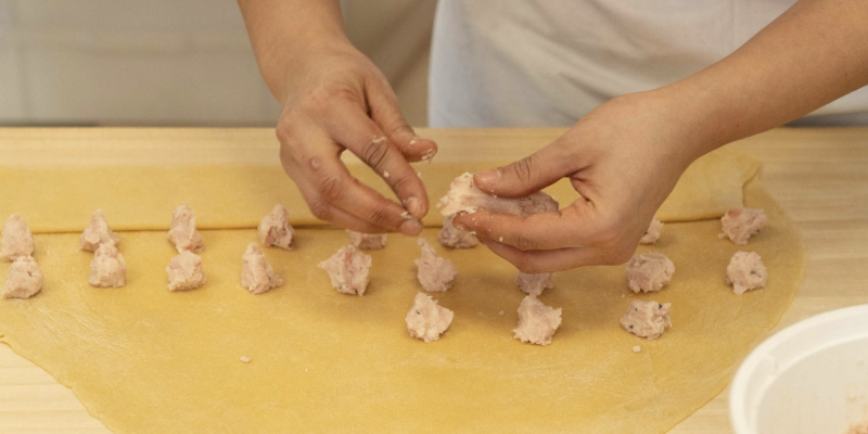 Pasta Fresca e Sfogline. Storia di tradizione e abilità senza pari.