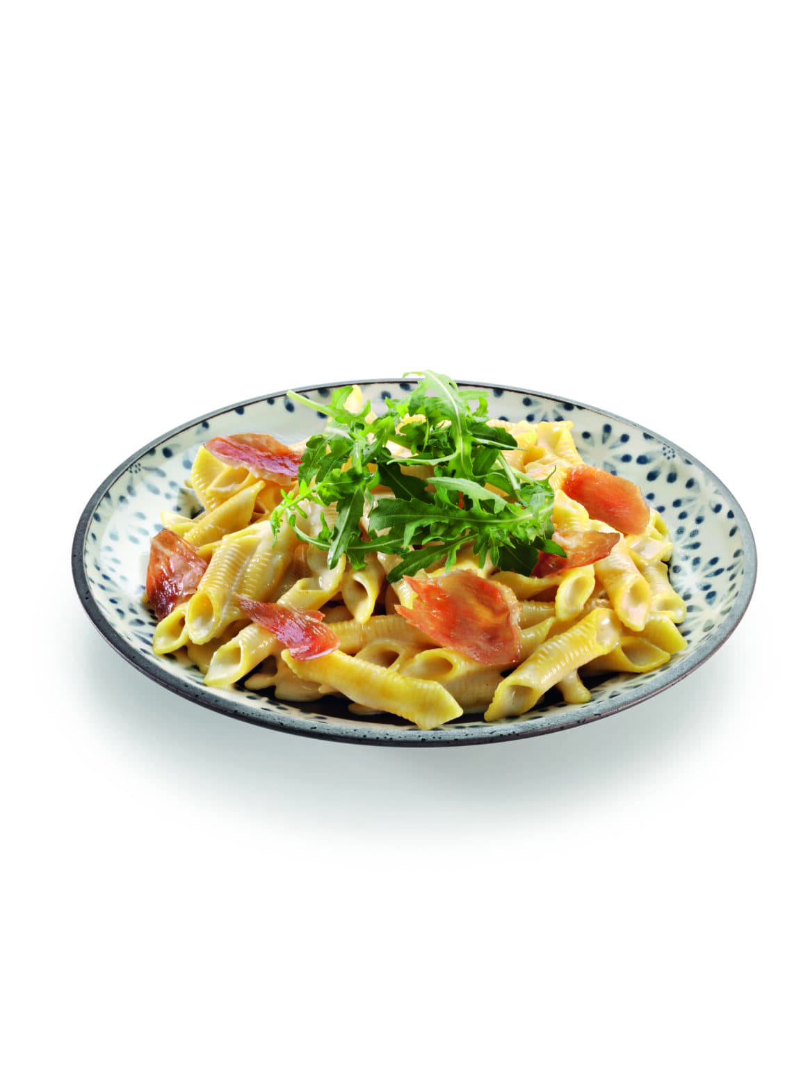 Garganelli romagnoli alla crema di squacquerone, rucola e chips di